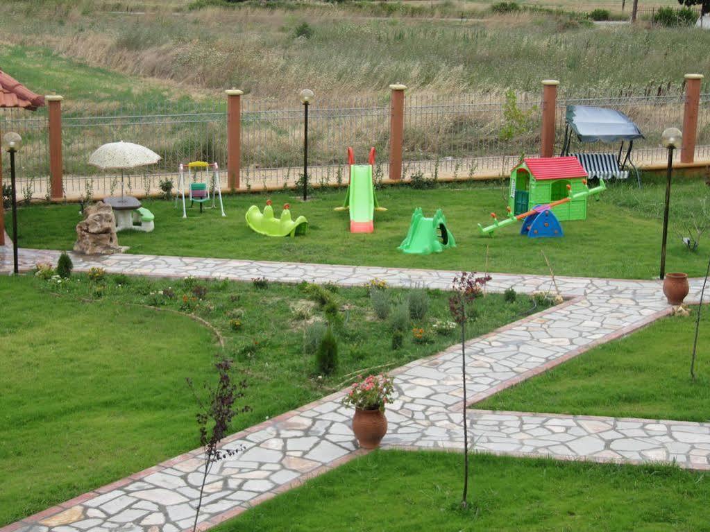 Daniel Studios Kallithea  Bagian luar foto